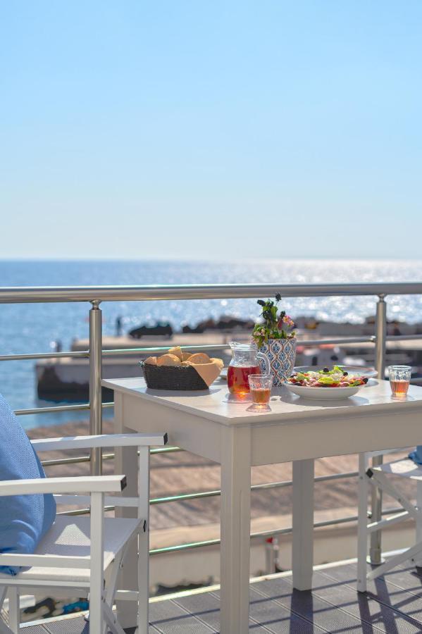 Fantasea Luxury Suite Khora Sfakion Exterior photo